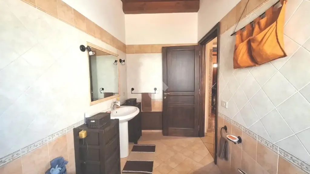 Salles de bain - Rustic Trilocale with Terrace in Palermo