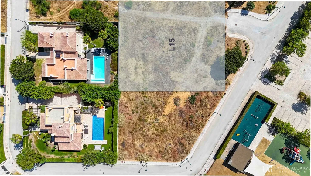 Õhuvaade - Building Plot with Water View in Lagos Resort