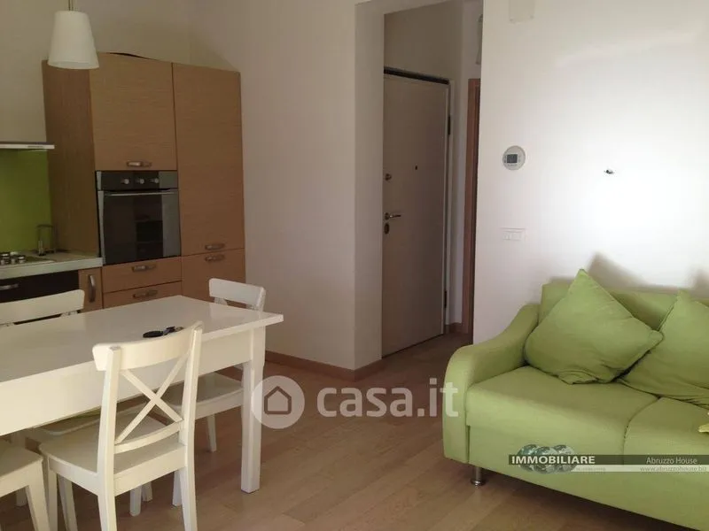 Elutuba - Apartment with Terrace near Alba Adriatica