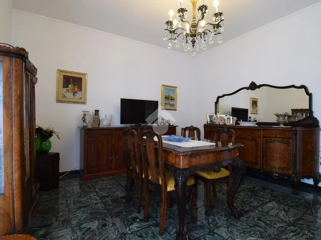 Salle à manger - Duplex Villa with Private Courtyard in Pieve Emanuele