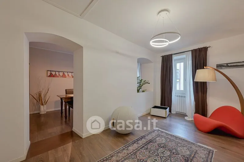 Elutuba - Modernised Apartment in Sarzana's Historic Centre