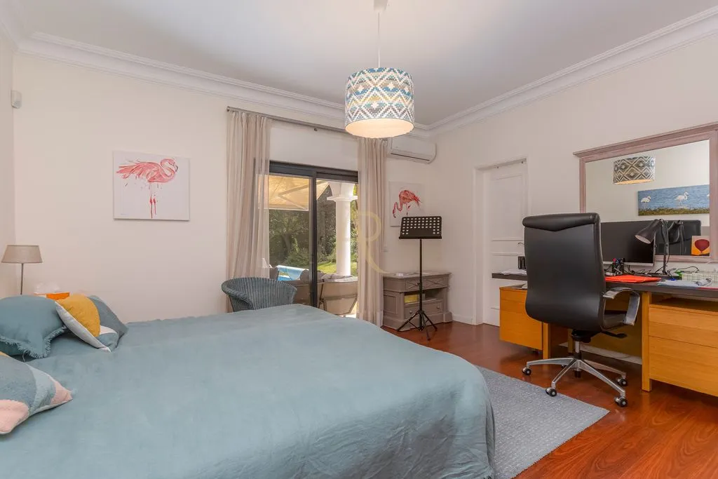 Chambres - Luxury Villa with Golf Access in Alvor