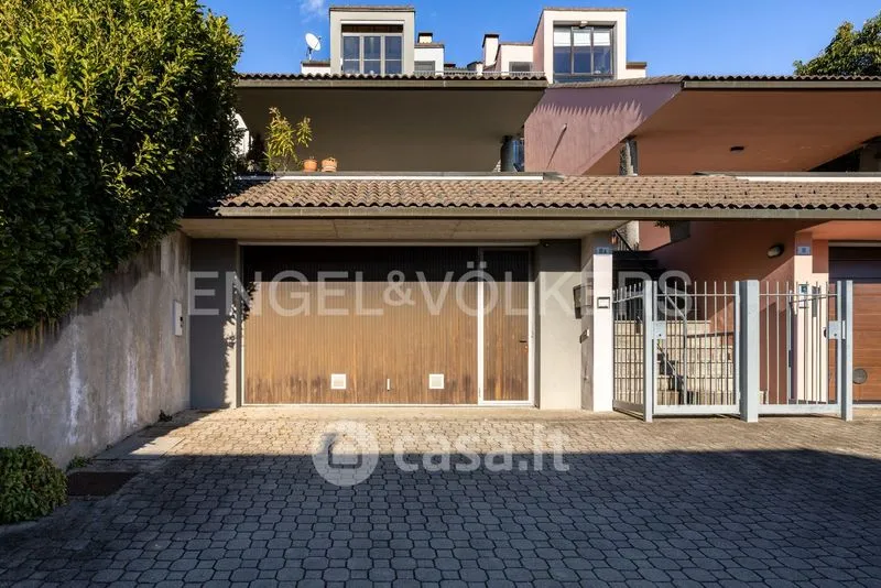 Esterno - Panoramic Villa with Lake View in Besozzo