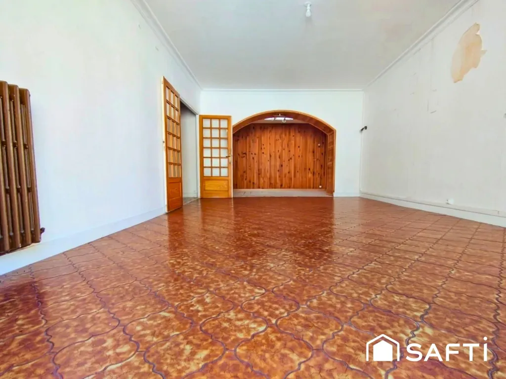 Stanze - Apartment with Renovation Potential in Plouay