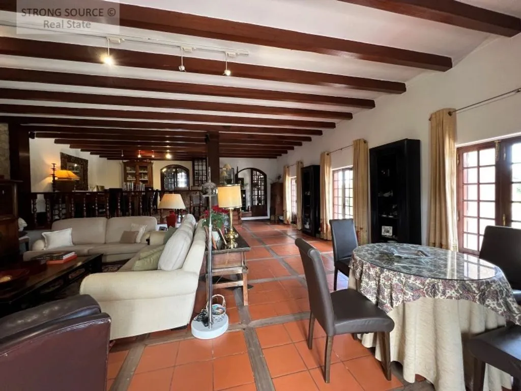 Séjour - Luxury Detached Villa with Pool in Casal das Figueiras