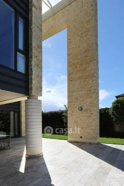 Terrace - Architectural Villa with Private Garden in Merate