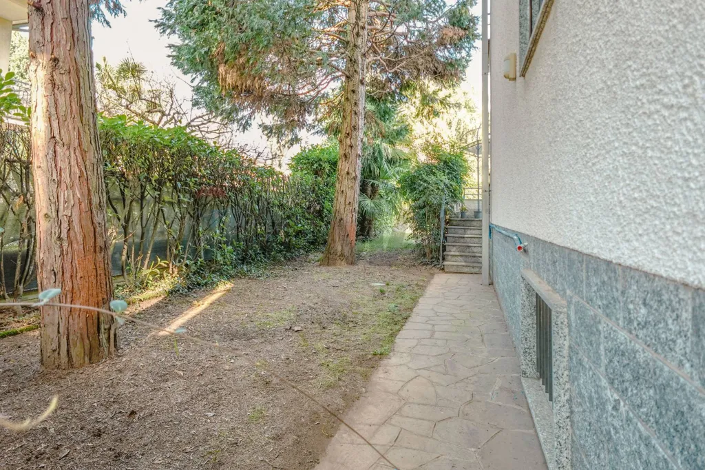 Aed - Bifamily House with Terrace in Gorla Minore