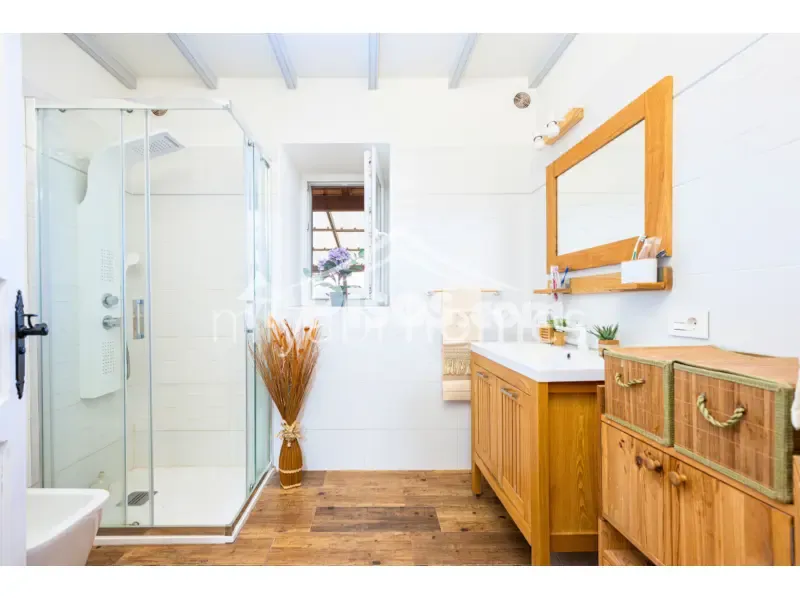 Salles de bain - Rustic House with Orchard in Doramas Park