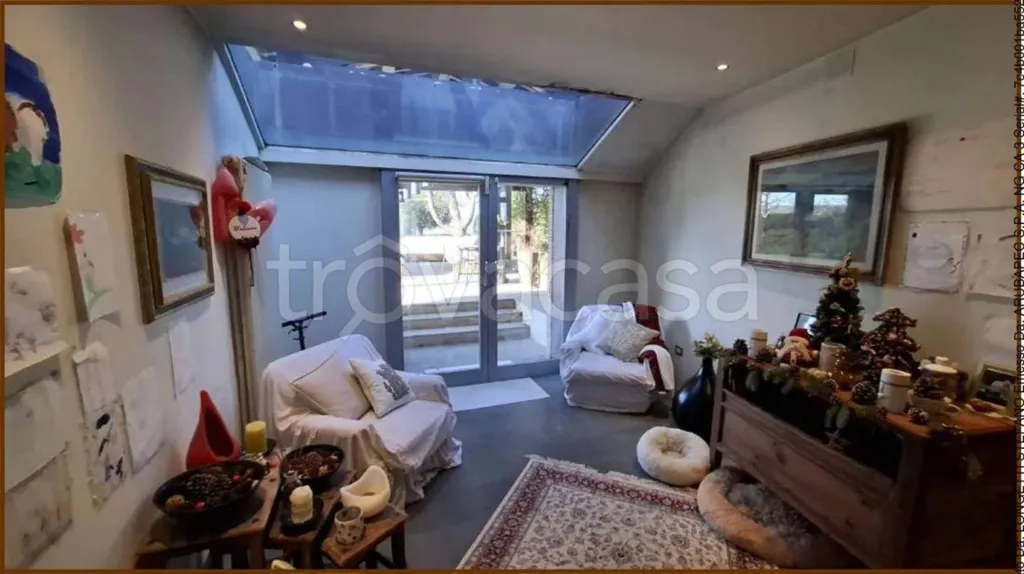 Elutuba - Rustic Villa with Private Garden in Corciano