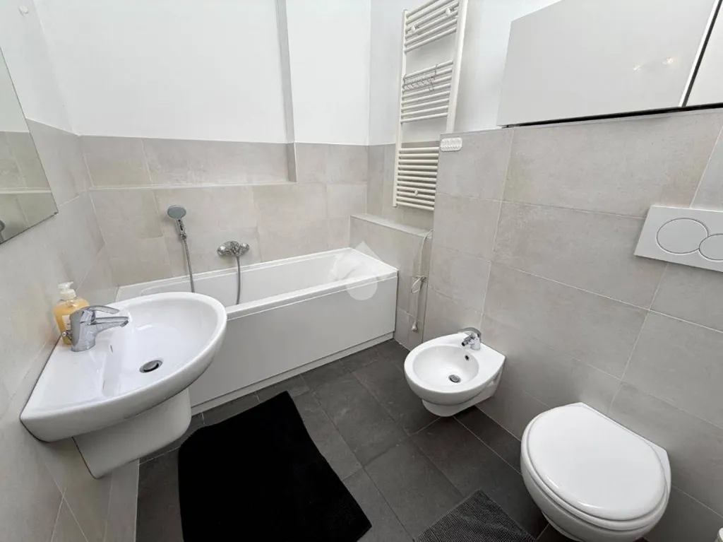 Bagni - Terraced House with Terrace in Padova