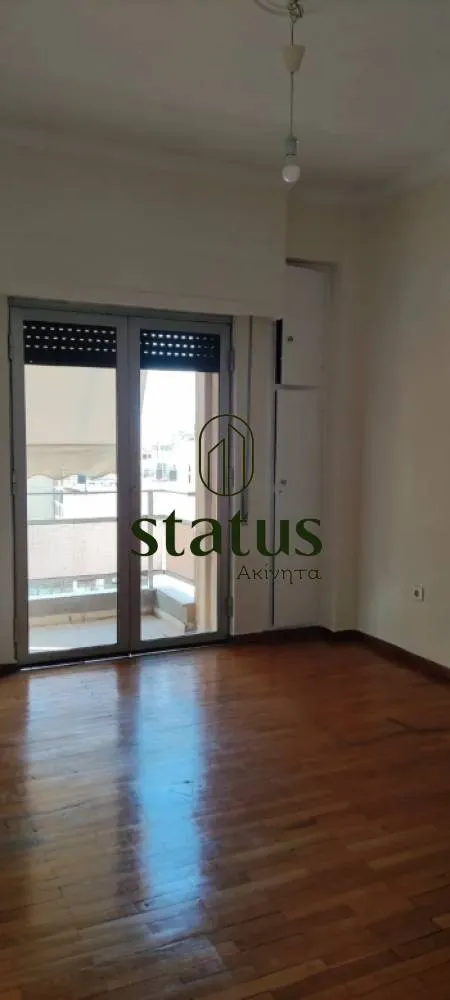 Elutuba - Apartment with Balcony in Patras Centre