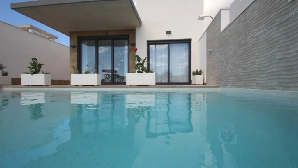 pool_area