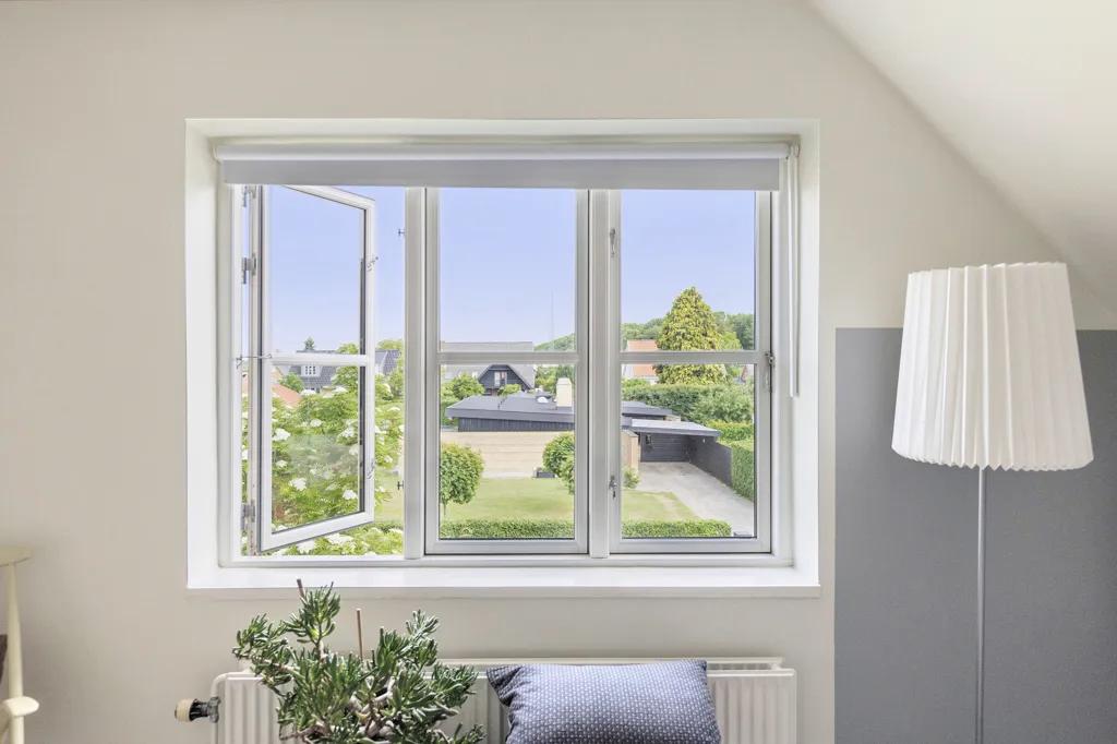 Séjour - Classical Villa with Architect-Designed Garden in Odense