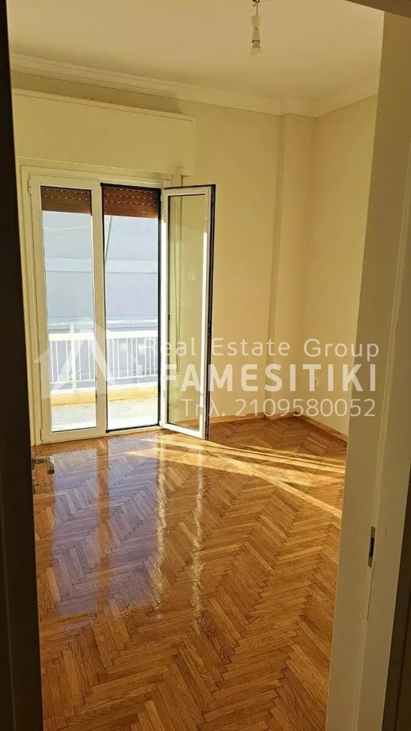 Séjour - Renovated Apartment with Unrestricted View in Kolonos