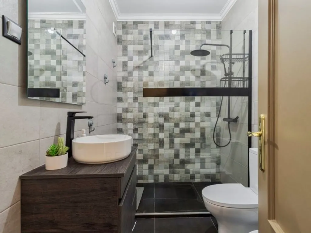 Bagni - 4-Bedroom Villa with Pool in Setúbal