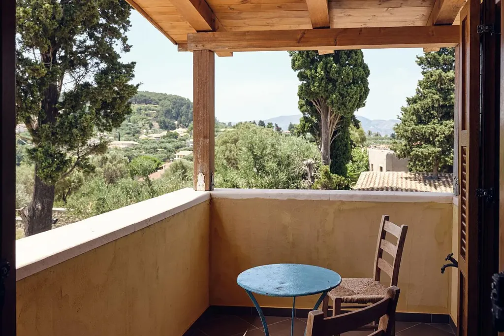 Balcon - Luxury Apartments with Olive Grove in Zakynthos