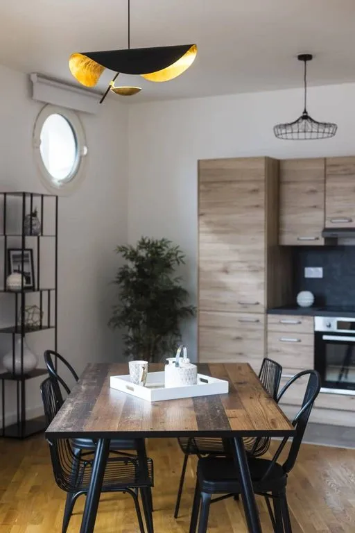 Söögituba - Luxury Flat with Modern Amenities in Nantes