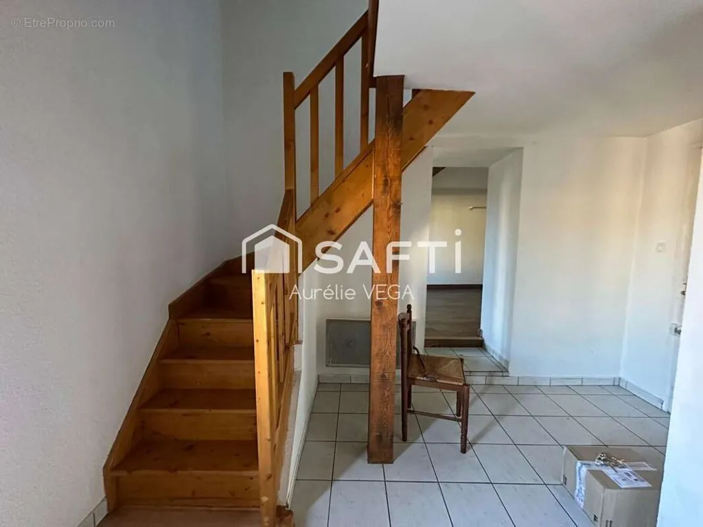 Pièces - Appartement en Immeuble d'Angle à Mirepoix