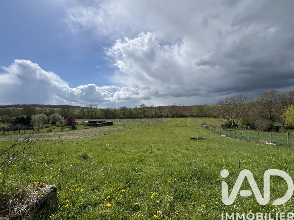 Aed - Plot with Village View in Escamps