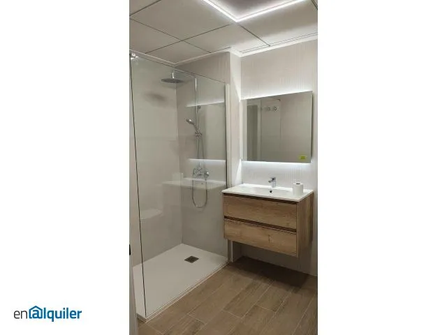 Salles de bain - Apartment with Pool in Poble Vell