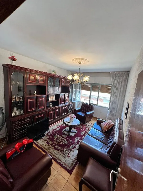 Séjour - Ample 3-Bedroom Apartment in El Entrego