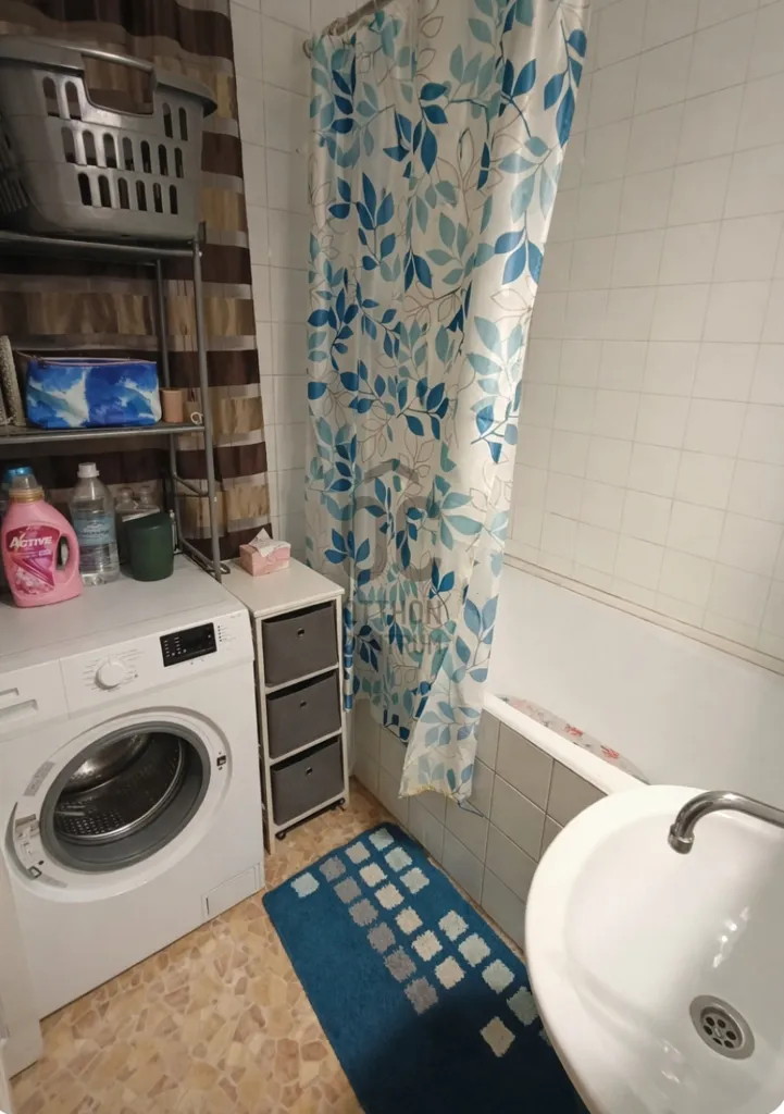 Bathrooms - Apartment with Balcony in Zalaegerszeg