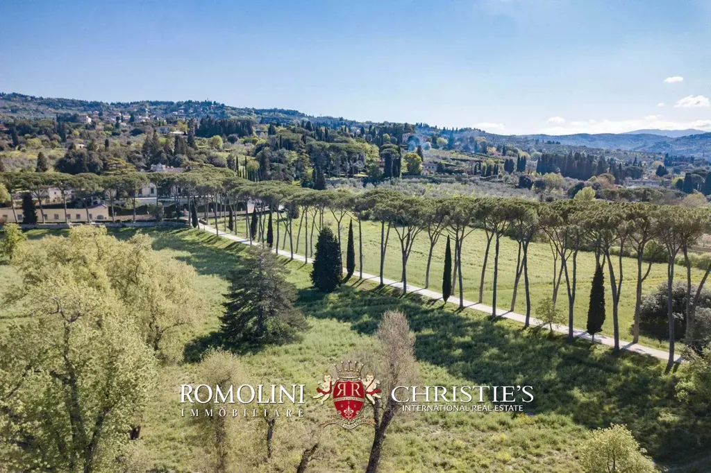Jardin - Historic Villa with Panoramic Views near Florence