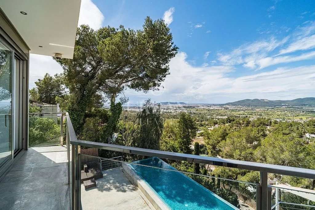 Bassein - Chalet with Pool and Terrace in Jesús