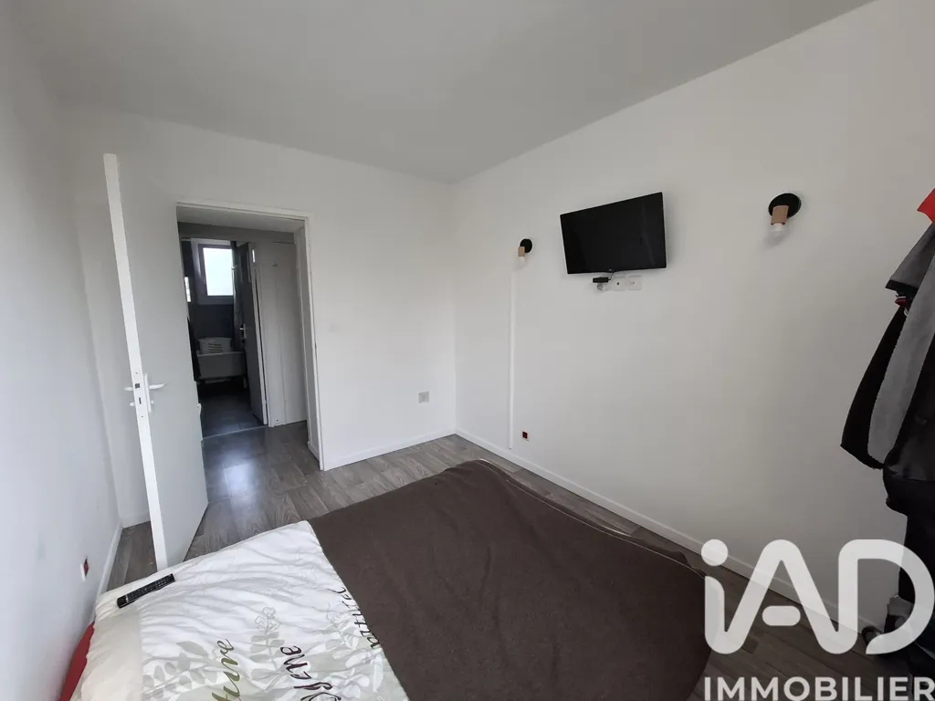 Chambres - Appartement T2 Rénové dans Résidence Calme à Beauvais