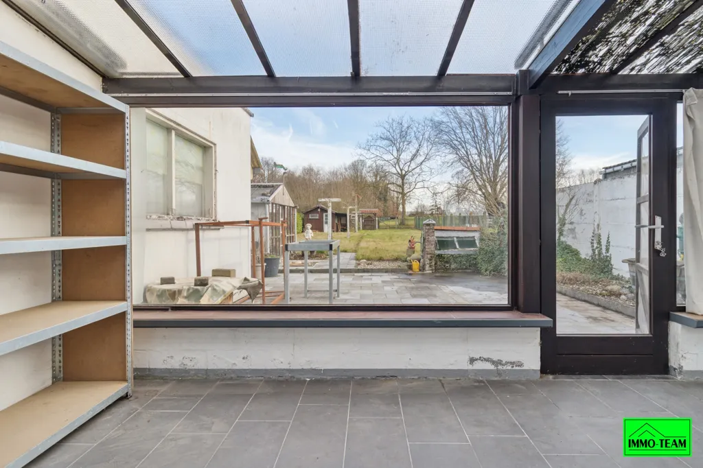 Terrass - Renovateable 4-Faced House in Liedekerke