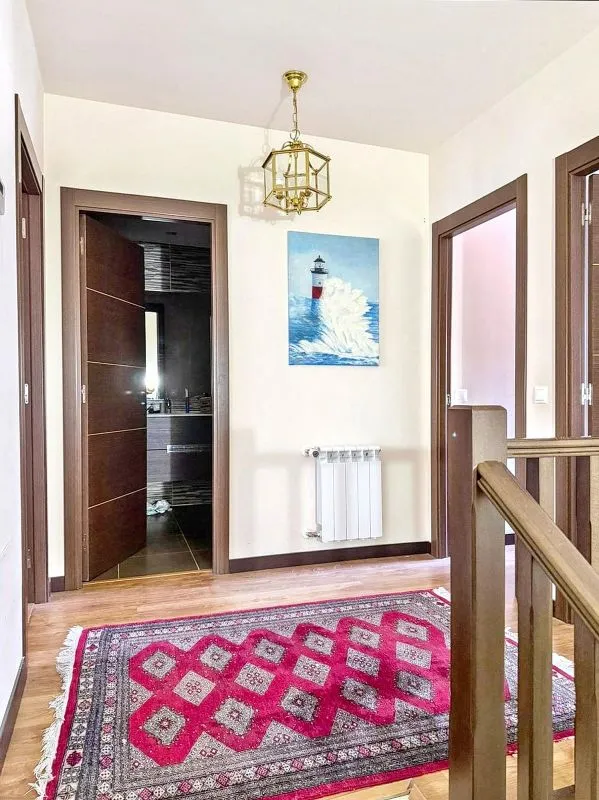 hallway_entrance