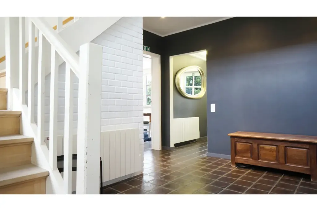 Entrée - Villa 4 façades avec piscine à Bierges
