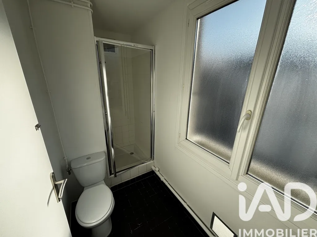 Salles de bain - Appartement avec garage à Rouen
