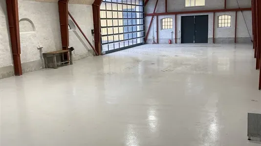 Pièces - Warehouse with Loading Bay in Ringsted