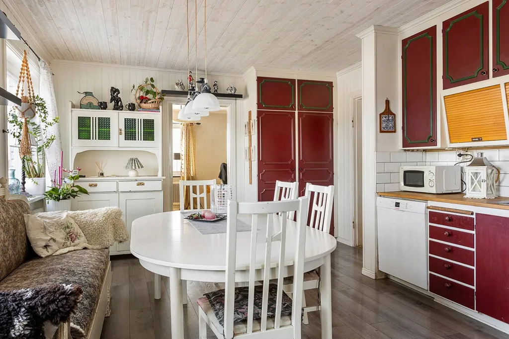 Köök - Villa with Workshop in Söräng