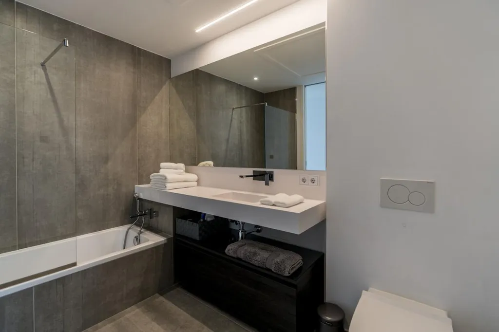 Bagni - Contemporary Beachfront House in Estepona