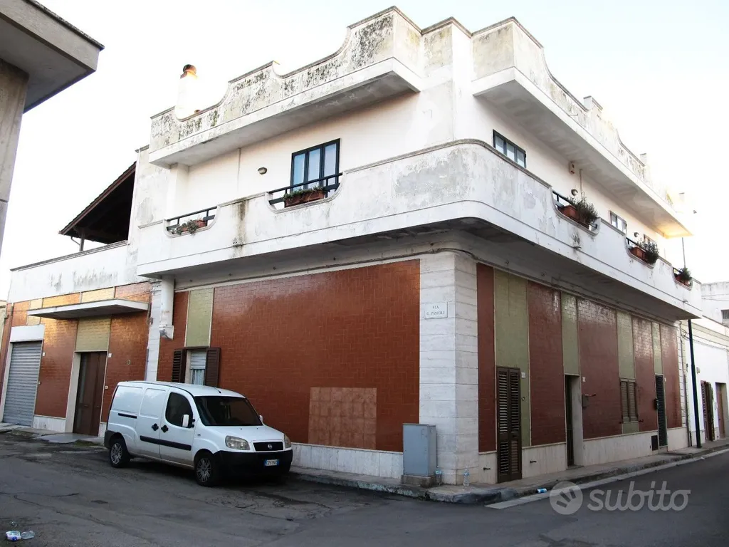 Exterior - Spacious Apartment with Terrace in Lizzanello
