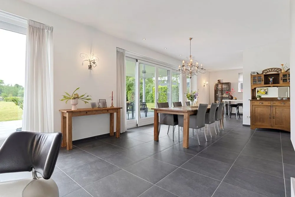 Söögituba - Eco-Friendly Villa with Solar Panels in Venlo