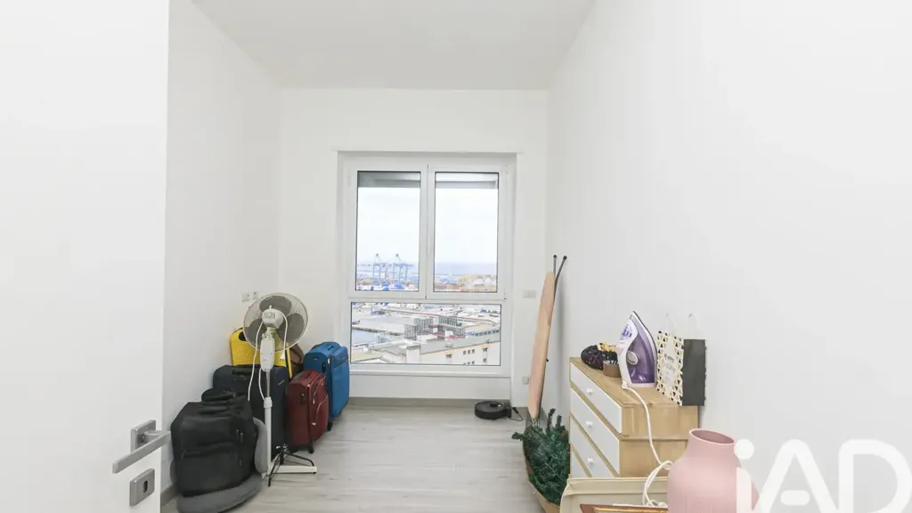 Esik - Rustic-Style Flat with Sea View in Genoa