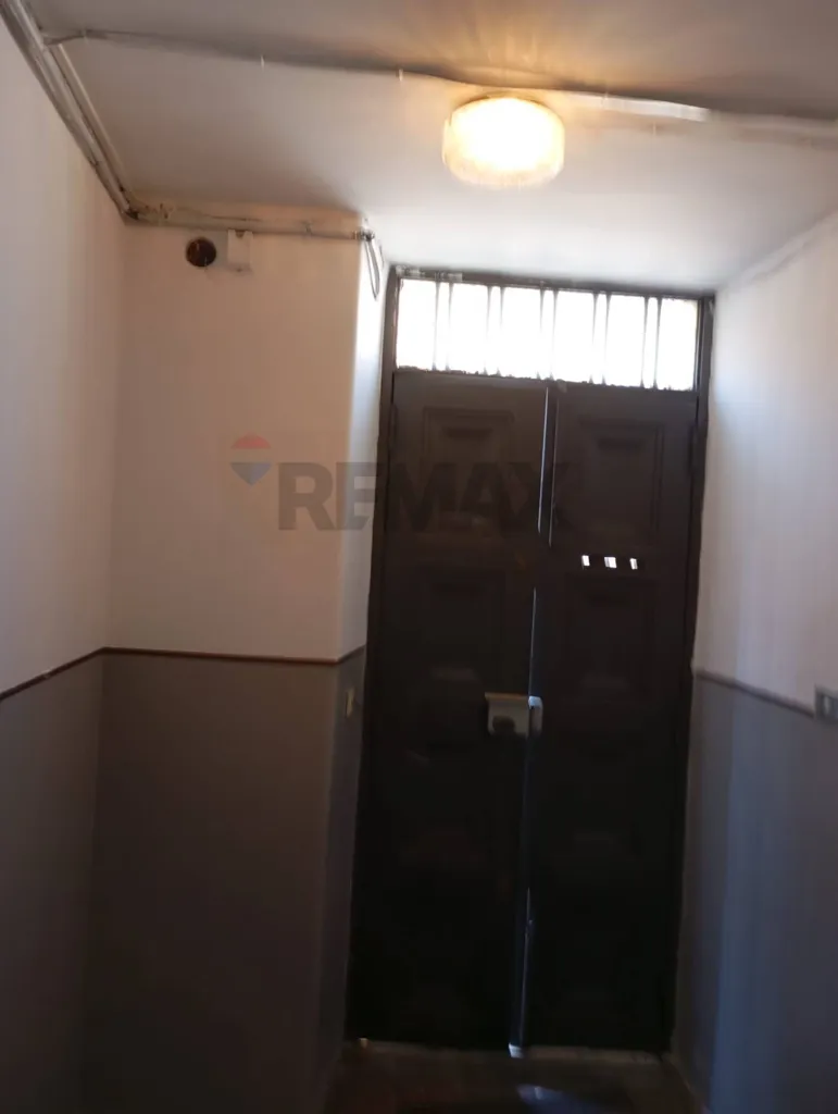 Esik - Apartment with Balcony in Catania Semi-Centre