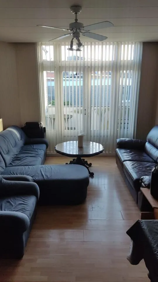 Elutuba - Room with Balcony near Scheveningen Beach