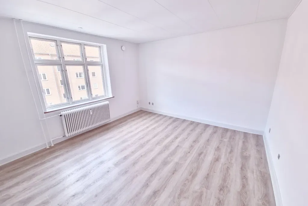 Pièces - Bright 2-Bedroom Apartment with Parking in Denmark