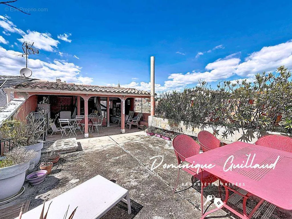 Terrazza - Duplex with Terrace near Nîmes Arènes