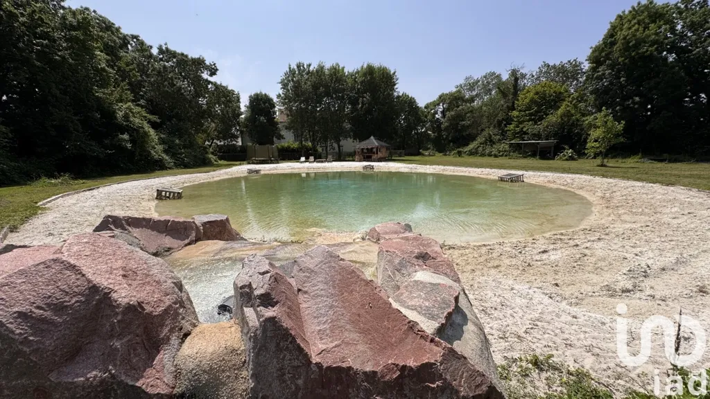 Bassein - Luxury Villa with Lagoon in Anais
