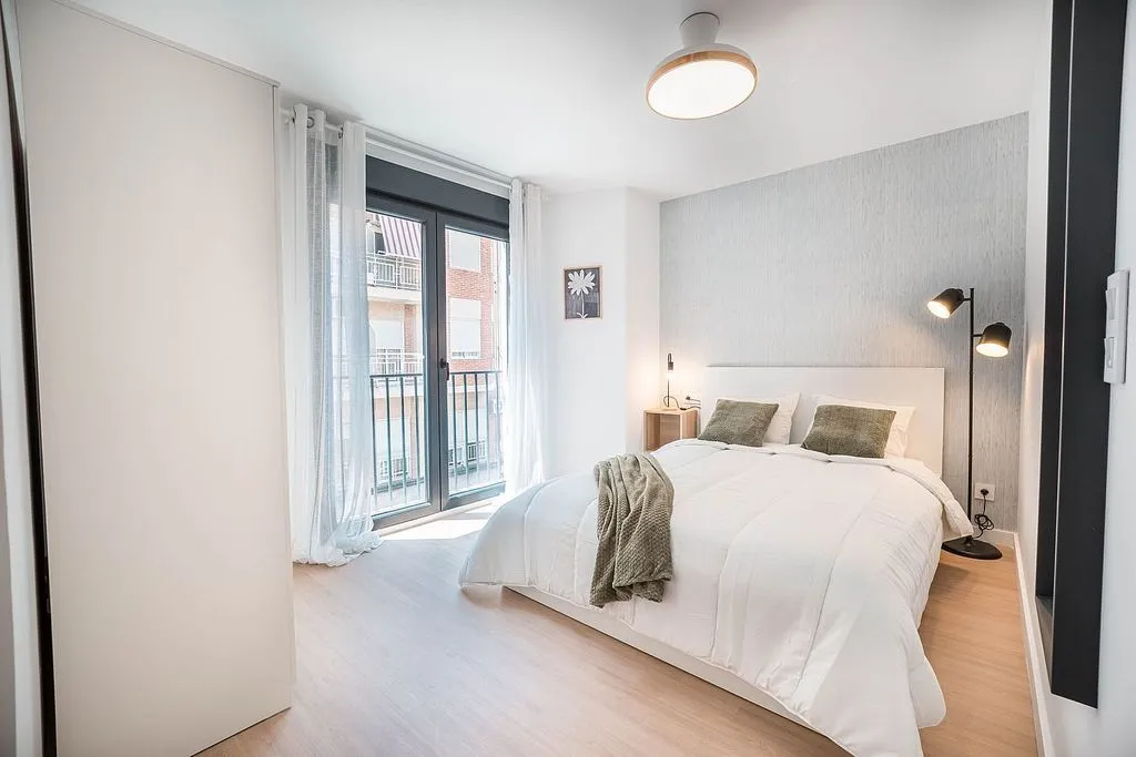 Magamistoad - Studio with Balcony in Elche