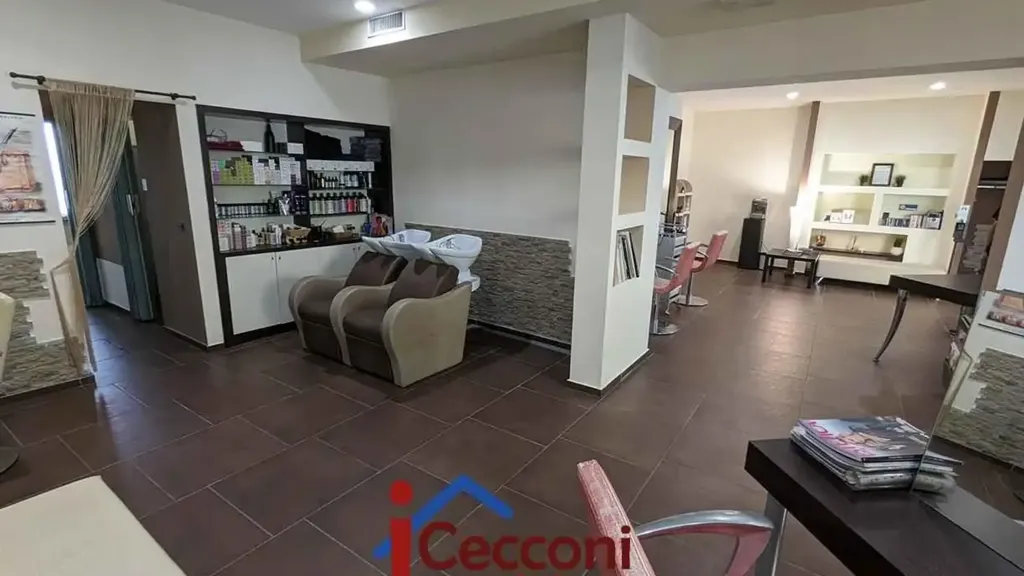 Elutuba - Converted Shop Apartment in Vinci