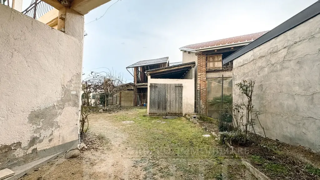 Jardin - Terraced Villa to Renovate in Cavaglio D'Agogna