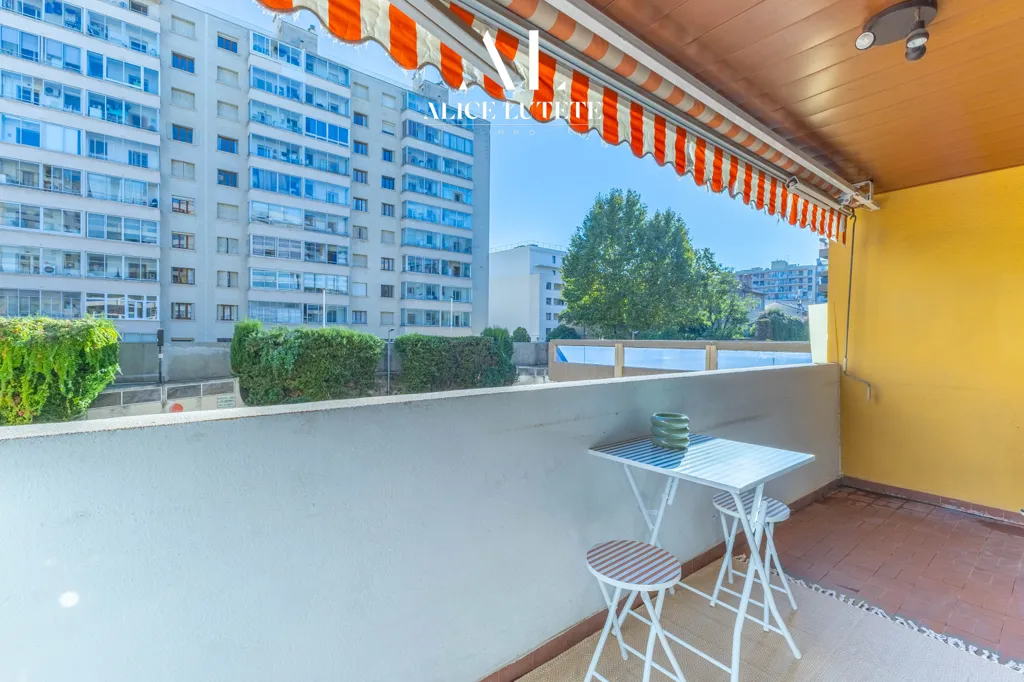 Balcon - Appartement T3 avec Balcon au Carré d'Or à Marseille