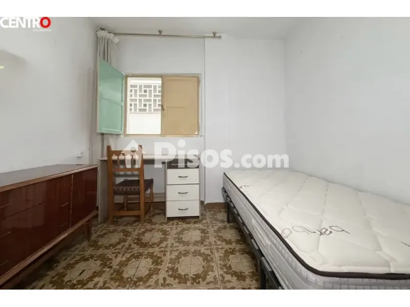Magamistoad - Spacious Apartment with Balcony in Santa Clotilde