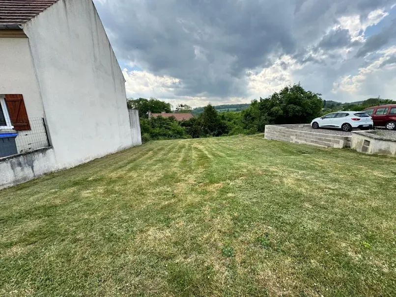 Aed - Buildable Plot with 12m Facade in Essômes-sur-Marne